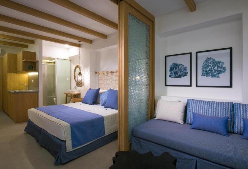스위트 킹사이즈 침대, Omiros Boutique Hotel   Adults Only