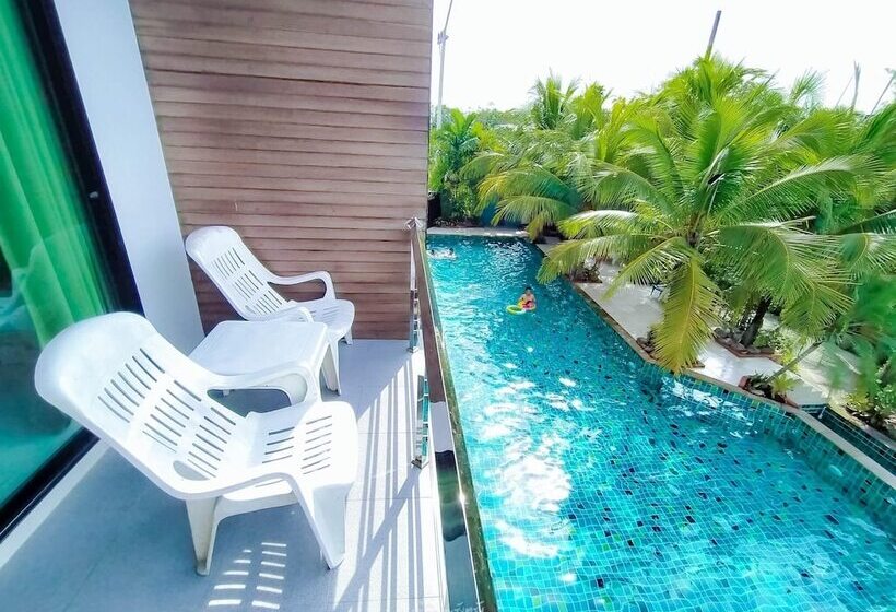 디럭스 룸, Rimnatee Resort Trang