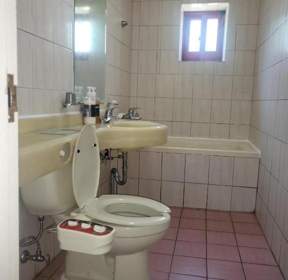 Quarto Deluxe, Songwol Park