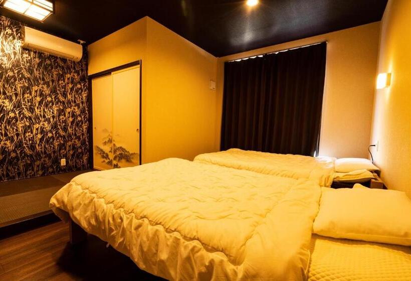 Трехместный Номер Стандарт Совместная Ванная, Guest House Ouka