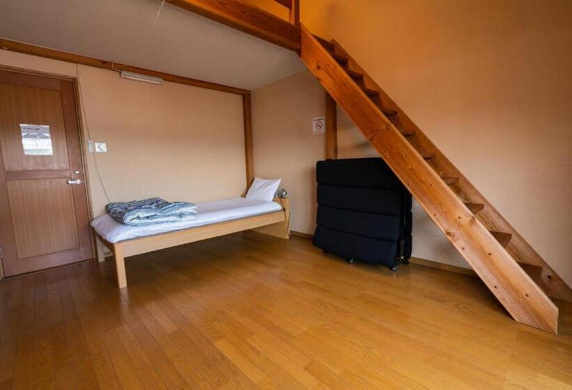 Семейный Номер Совместный Санузел, Guest House Ouka
