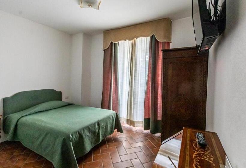 Номер Стандарт Индивидуальный, La Locanda Di Adele  Il Giardinetto B&b