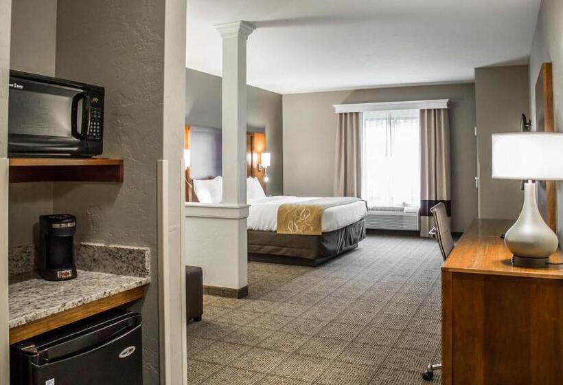 Люкс Кровать Кинг, Comfort Suites Hartville North Canton