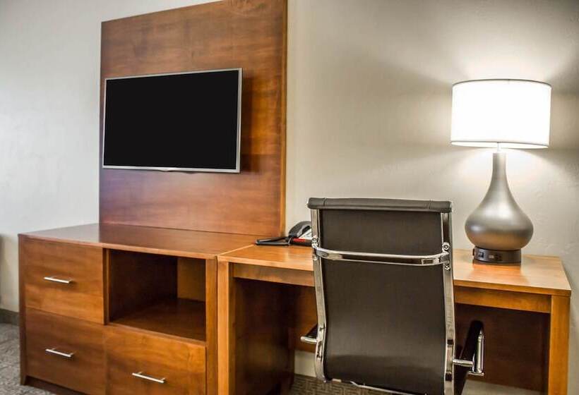 Люкс, Comfort Suites Hartville North Canton