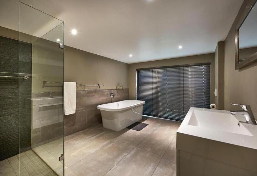 Апартаменты 2 спальни Вид на Сад, Dynasty Forest Sandown Serviced Apartments & Self Catering