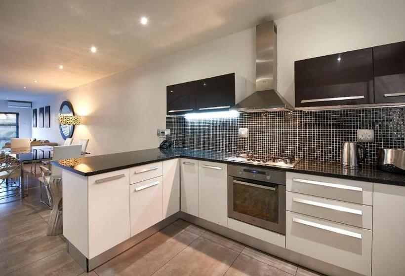 Вилла 4 Спальни, Dynasty Forest Sandown Serviced Apartments & Self Catering