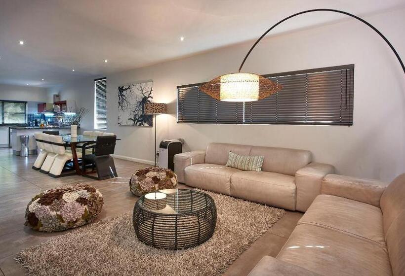 Вилла 4 Спальни, Dynasty Forest Sandown Serviced Apartments & Self Catering