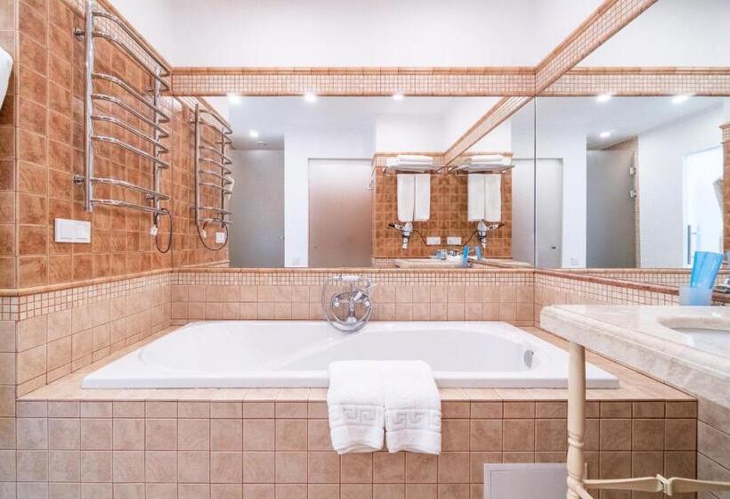استودیوی استاندارد با چشم‌انداز دریا, Boutique Hotel Portofino