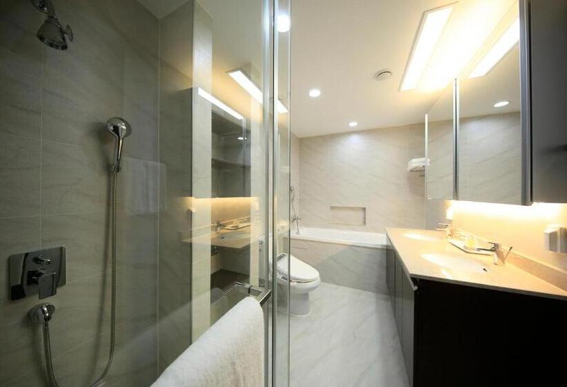 3침실 디럭스 아파트, Orakai Insadong Suites