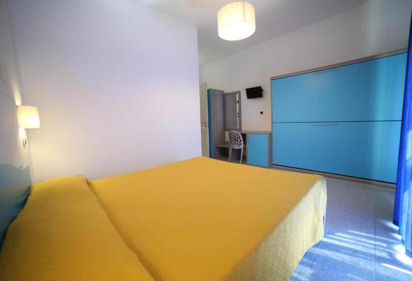 Triple Room Sea View, Albatros