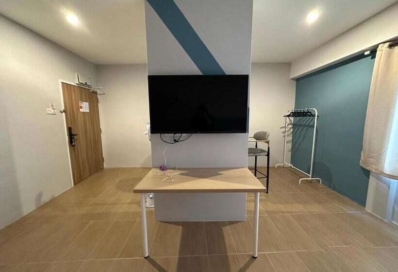 キングサイドベッドのスタンダードワンルーム, T+ Hotel Sungai Petani