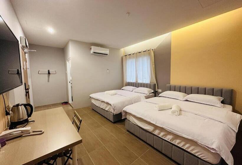 スタンダードスタジオ, T+ Hotel Sungai Petani
