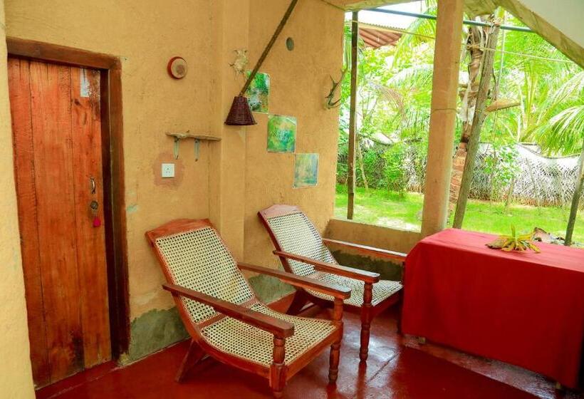 经济房, Natural Cabanas
