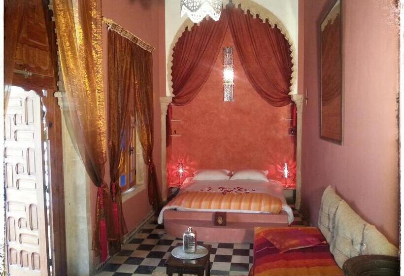 Номер Стандарт, Riad El Bir