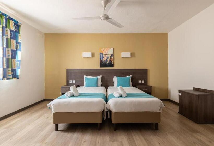 آپارتمان 3 خوابه, Sunseeker Holiday Complex