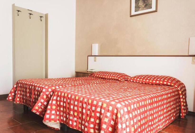 Номер Стандарт, Surf Hotel Pier   Montagnoli Group