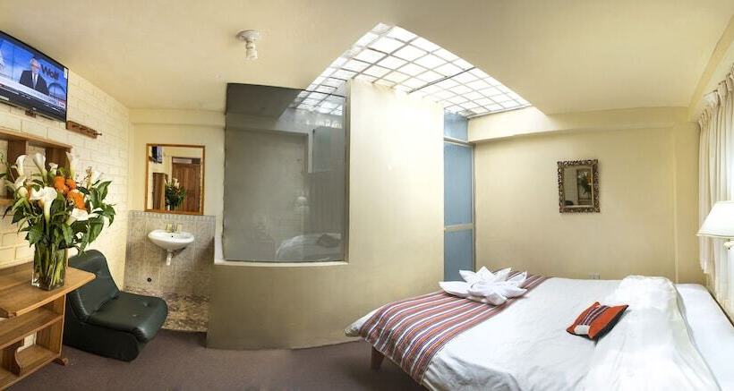 Quarto Estandar, Andean Dreams