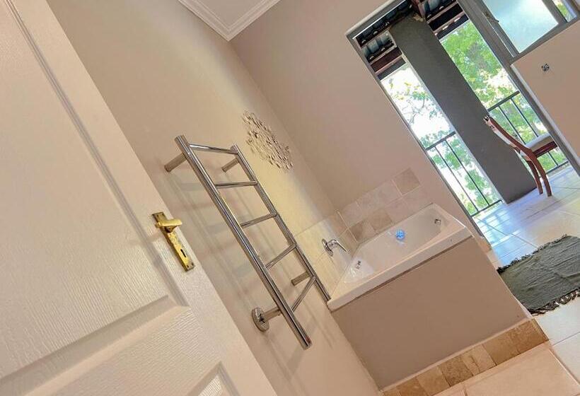 Quarto Estandar Cama King, Amoris Guesthouse In Waterkloof Ridge