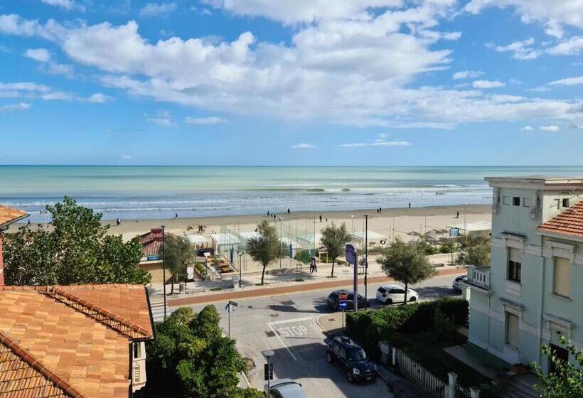 Triple Room Sea View, Sabra