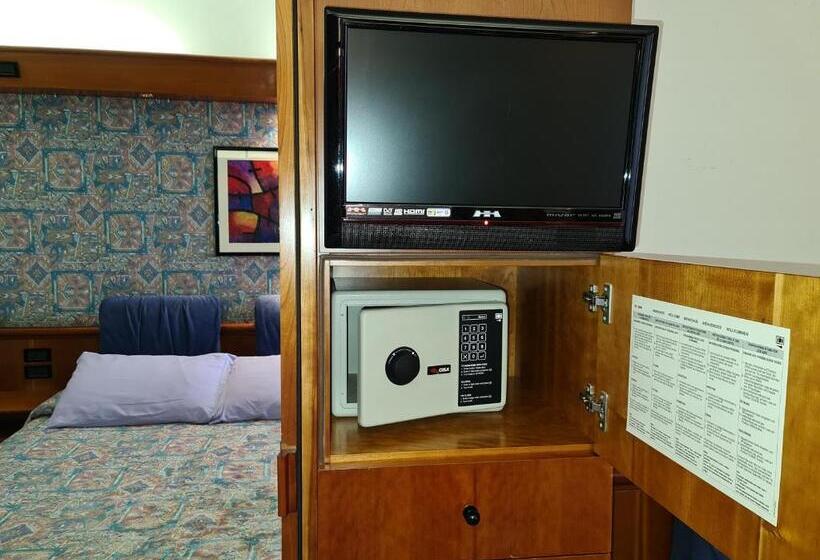 Triple Room Sea View, Sabra