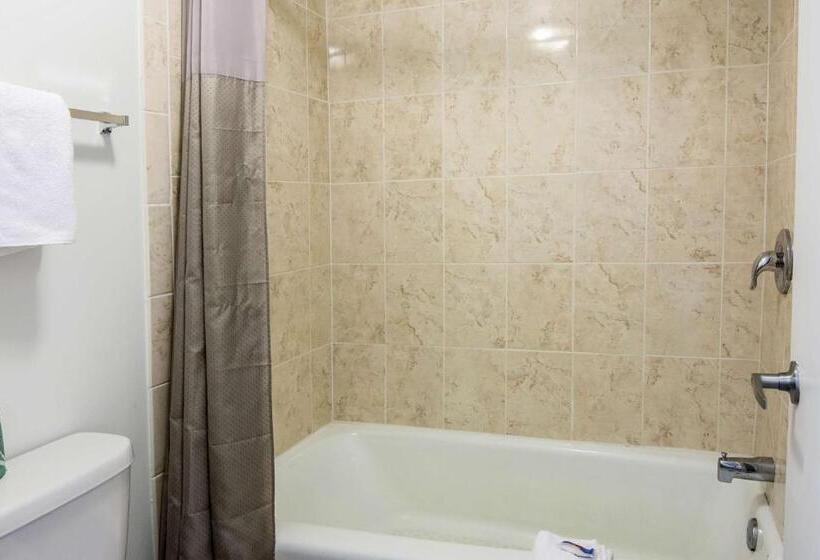 Номер Deluxe Кровать Кинг, Motel 6 Glassboro, Nj   Rowan University