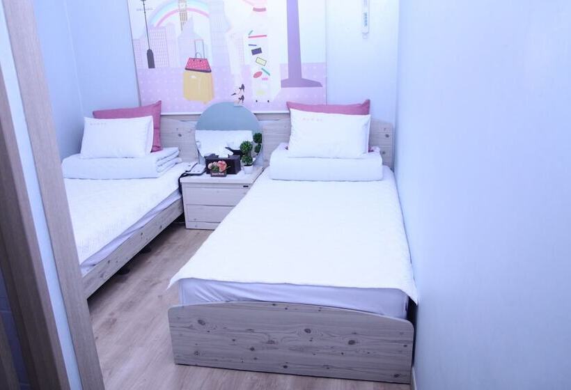 Номер Стандарт, Hostel Dahyun