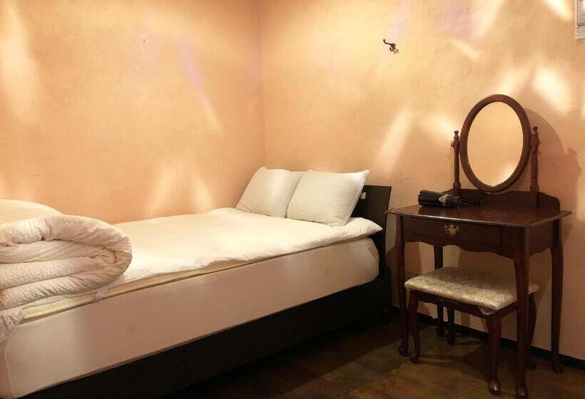 スタンダードシングルルーム, Hostel Yume Nomad Kobe