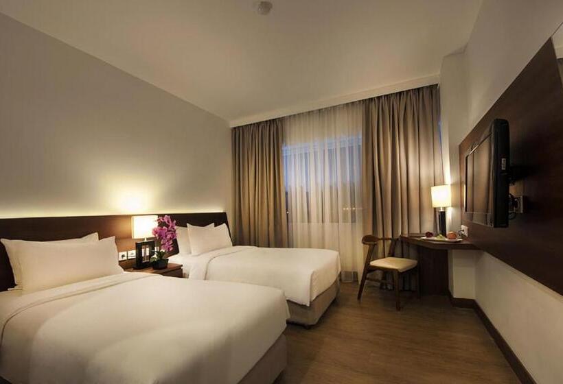 Номер Deluxe, D Primahotel Tangerang