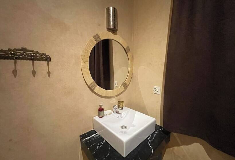 Superior Triple Room, Riad Samarine