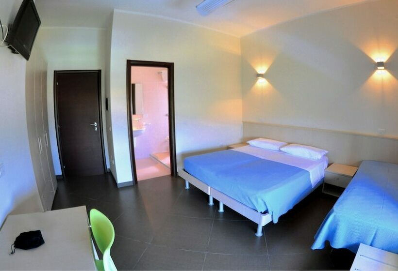 Triple Room Sea View, Riviera Spineta
