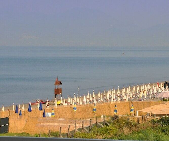 Triple Room Sea View, Riviera Spineta