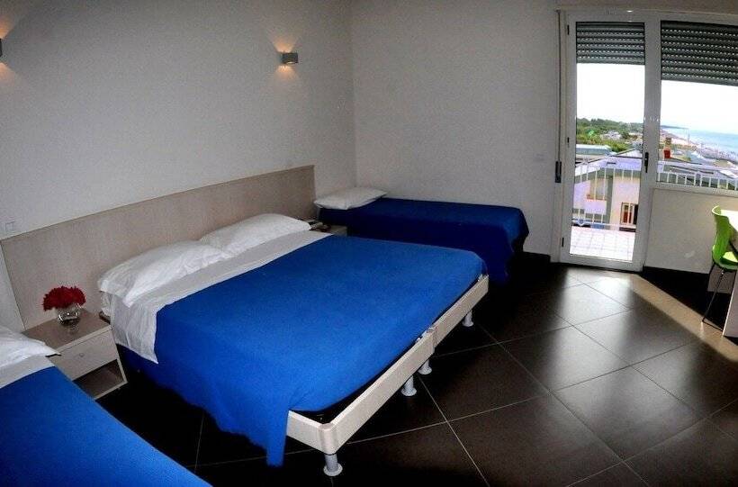 Triple Room Sea View, Riviera Spineta
