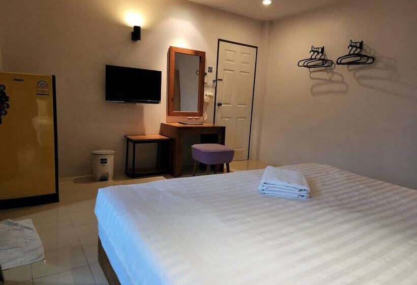 수피리어 룸, Dfeel House