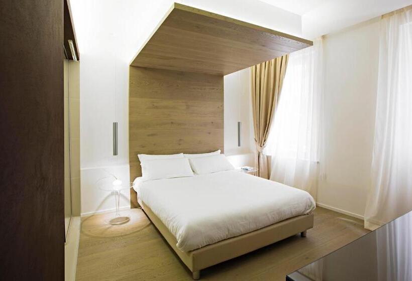 اتاق لوکس, Borgoleoni 18  Room And Breakfast