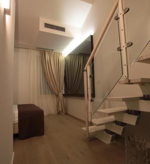 سوییت, Borgoleoni 18  Room And Breakfast