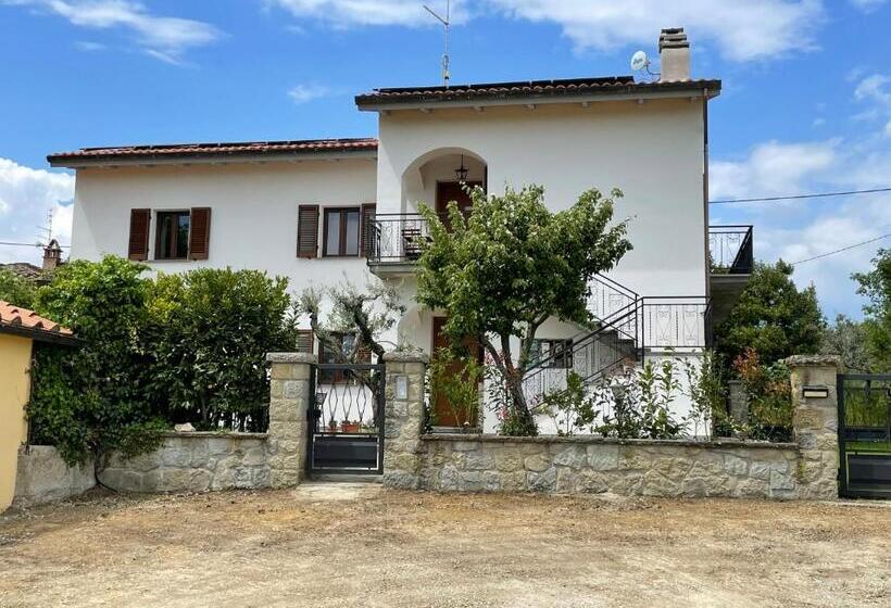 Апартаменты 2 Спальни, B&b La Loccaia
