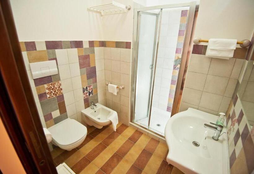 Номер Стандарт Трехместный, Il Marchese Hotel & Spa