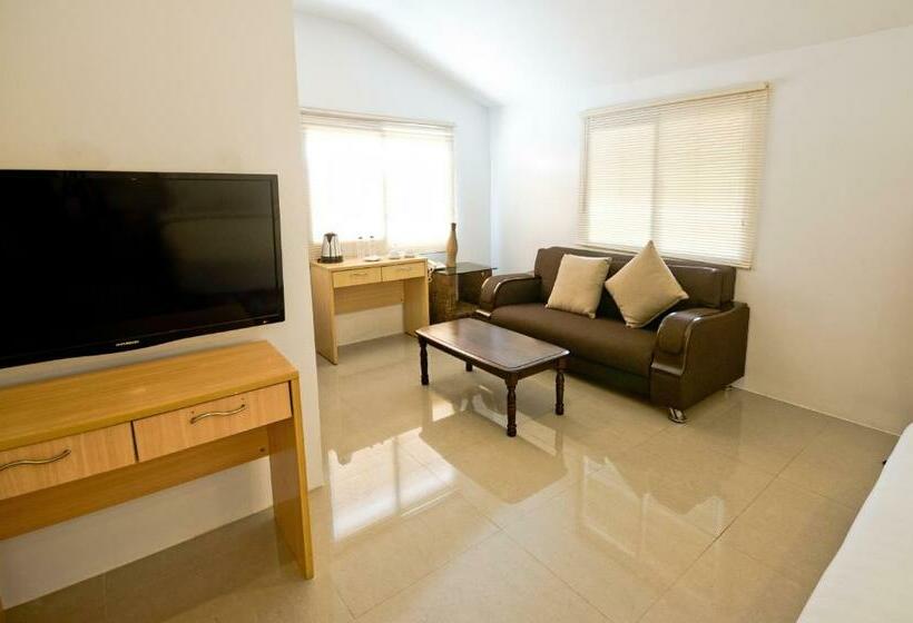 デラックスキャビン, Forest Crest Nature Hotel And Resort Powered By Aston