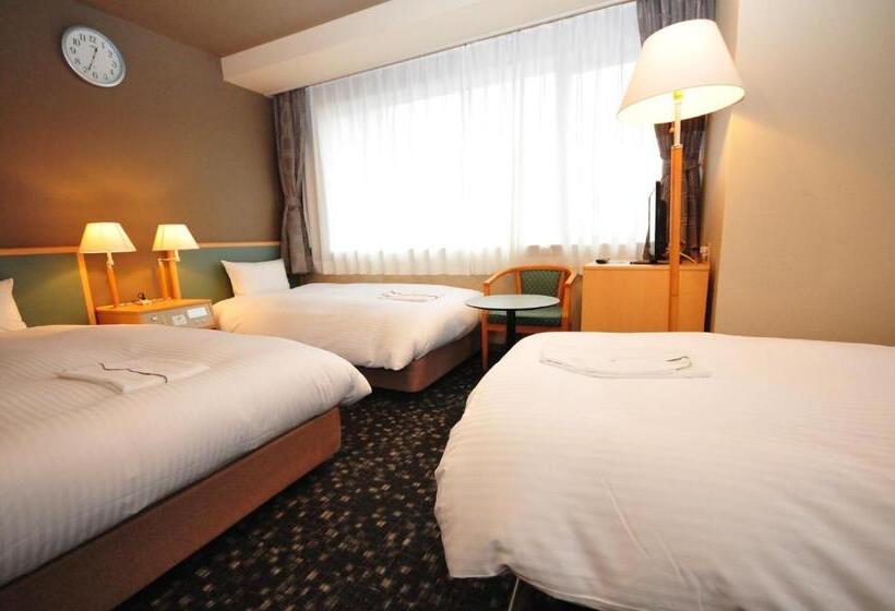 اتاق استاندارد سه نفره, Premium Green Hills