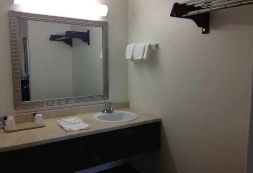디럭스 주니어 스위트, America Inn & Suites