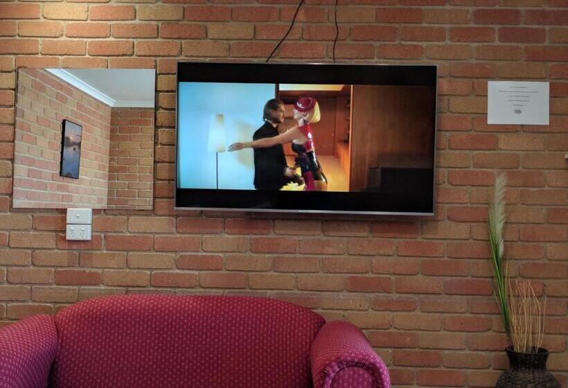 디럭스 룸, Travellers Inn Kaniva