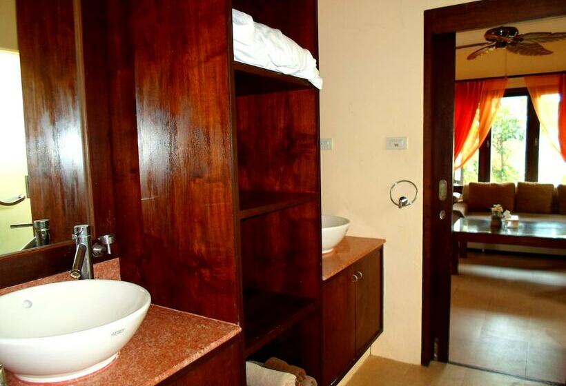 ویلای 1 خوابه, Baan Tropicana