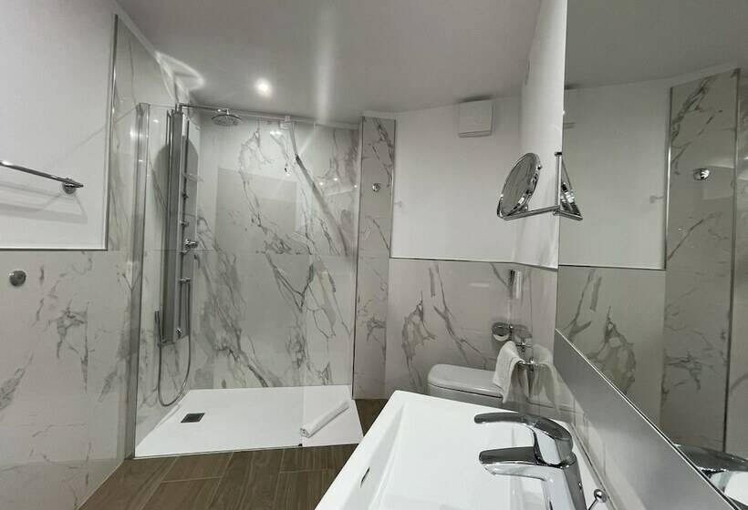패밀리 스위트, Mediterranee Family Hotel & Spa