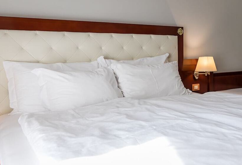 패밀리 스위트, Mediterranee Family Hotel & Spa