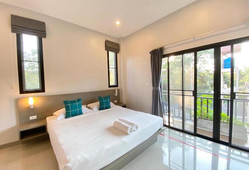 استودیوی سوپریور, Pensiri House   Sha Extra Plus