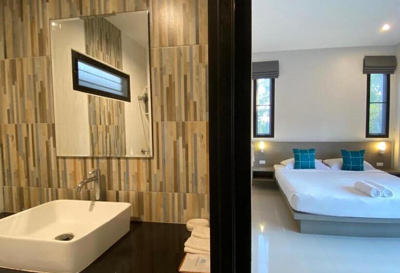 استودیوی سوپریور, Pensiri House   Sha Extra Plus