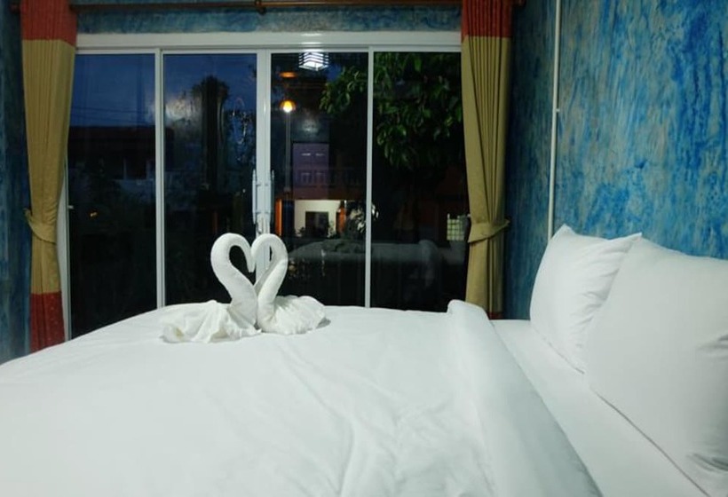스탠다드 룸 킹사이즈 침대, Samui Poshtel