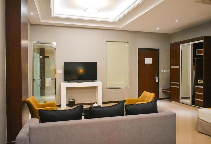 패밀리 스위트, Best Western Plus  Subic