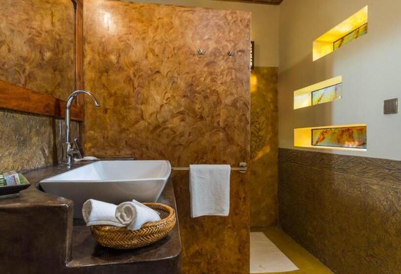 带山景的高级间, Yasmin Hill Longevity Resort   Former Galavilla Boutique Hotel & Spa