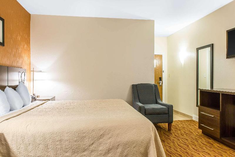 Номер Стандарт, Ibis Budget Lille Villeneuve D'ascq